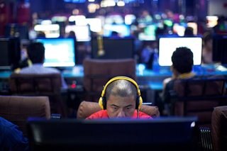 China internet giant Sina to delist US stocks in $2.6 bn deal