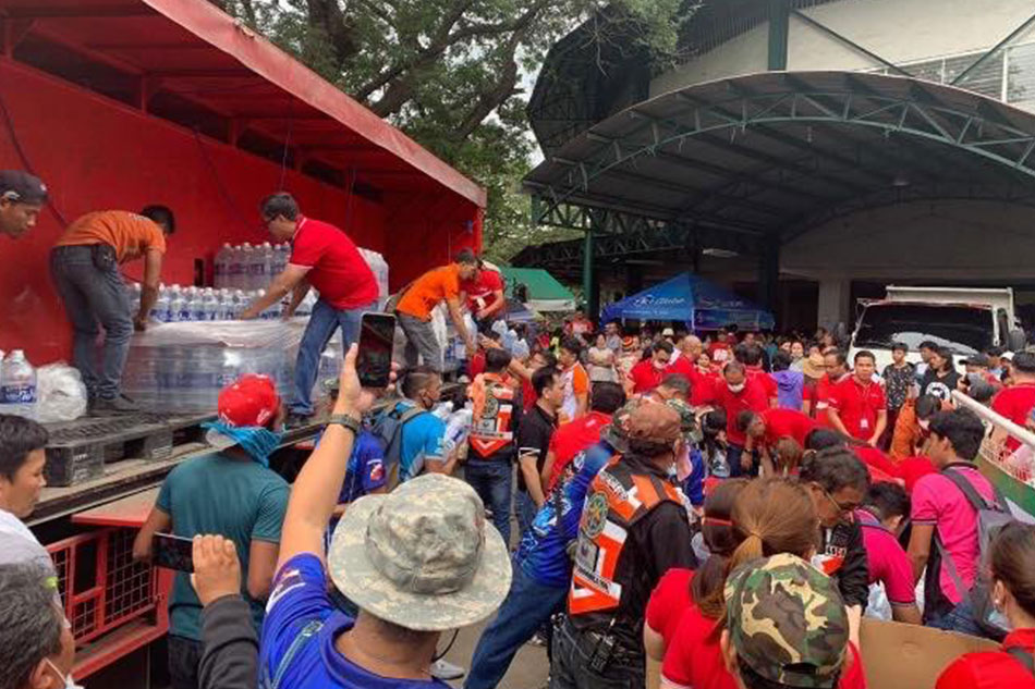 Coke distributes 40,000 liters of water to Taal evacuees ...