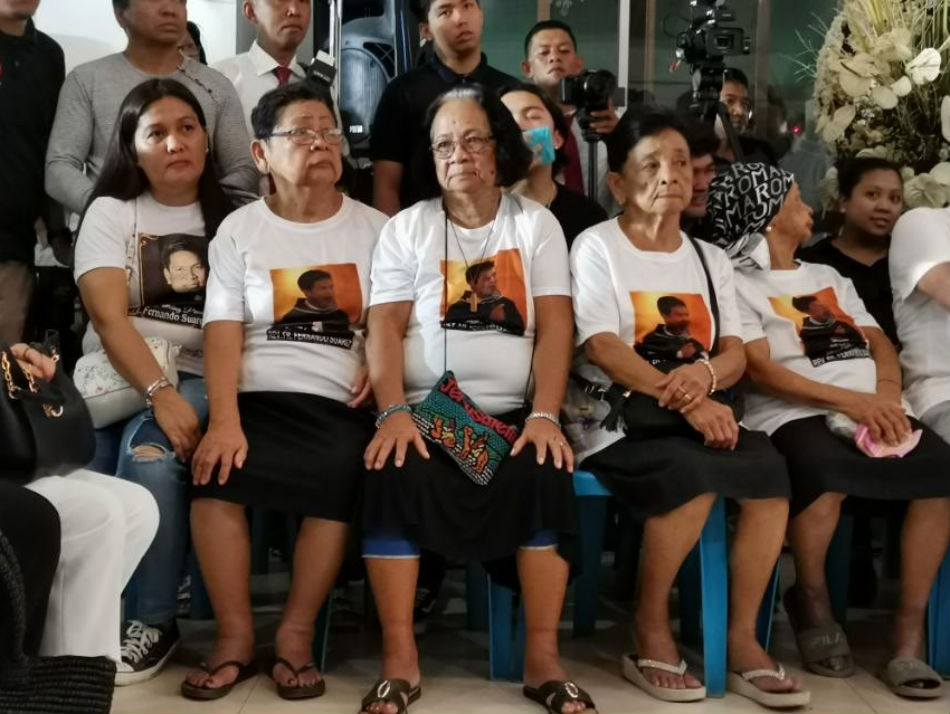 Libing ni 'healing priest' Fr. Suarez dinagsa | ABS-CBN News