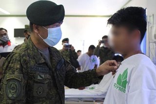 Western Mindanao military chief honors soldiers wounded in Sulu battle vs Abu Sayaff