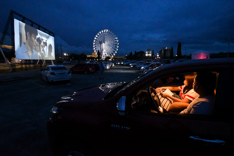 LOOK: SM Pampanga opens 1st drive-in theater amid COVID-19 pandemic 14