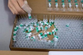 US official cautions over China, Russia virus vaccines as race heats up