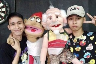 Boom, ayuda! Puppeteers kumakalap ng pera pang-ayuda sa mga jeepney driver