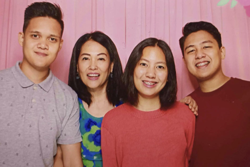 Siblings turn family recipe for crispy pata into a business during lockdown 2