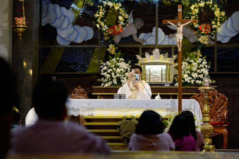 Manila bishop tells faithful to repent and have hope in God amid challenges in 2020 1
