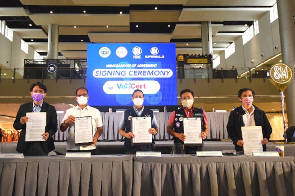 Filipinos will be able to get their digital vaccination certificate at SM Supermalls after the company  became the first official venue partner of VAXCertPH. Photo source: SM Website [LINK OUT: https://www.smsupermalls.com/press/sm-supermalls-is-set-to-open-vaxcertph-booths-nationwide/?fbclid=IwAR32APpIhxjL6gCg8tYDaNT6Y9SV4BFEx1sW0shDw-jt6uvrG4g_yohef90