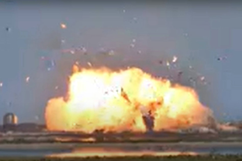 SpaceX Starship prototype rocket crashes in fireball ... again 1