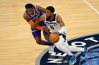 NBA: Wolves scramble back, claw Knicks late