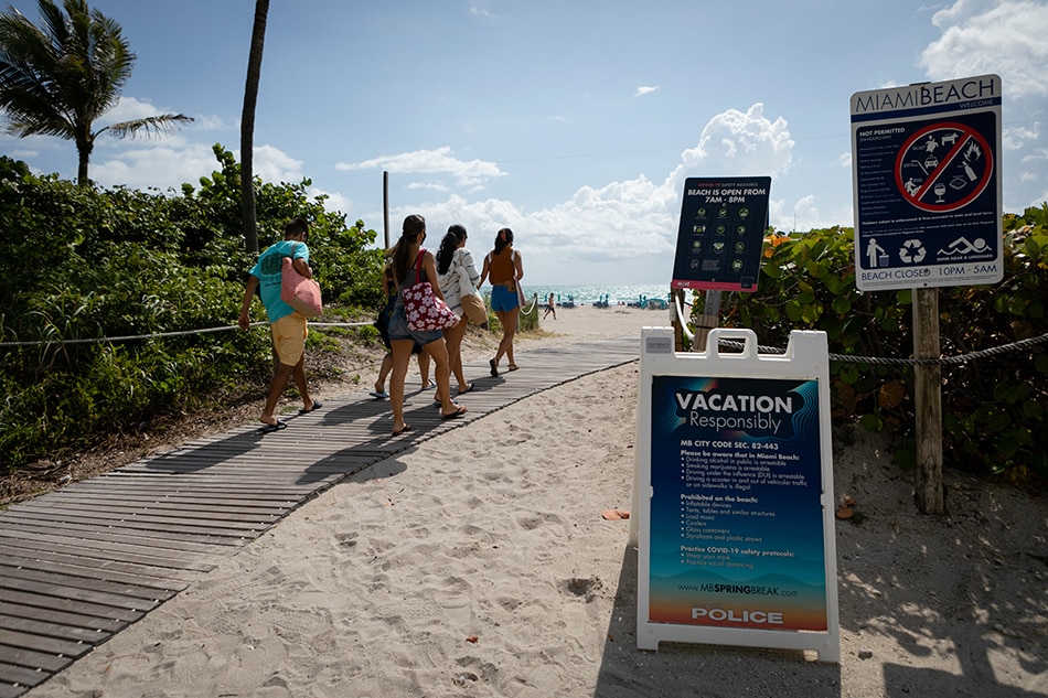 &#39;Vaccine tourists&#39; fly from abroad for injections on US beach 1