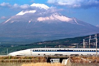 Shinkansen driver leaves cockpit for toilet, while bullet train runs at 150kph