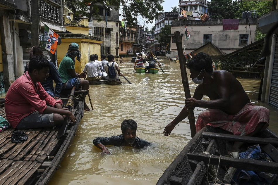 16-more-killed-dozens-rescued-in-india-s-monsoon-deluge-abs-cbn-news