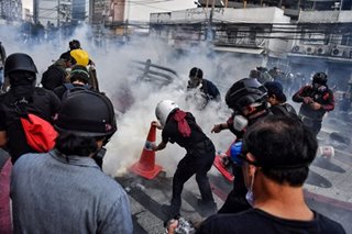 Thai protesters push for better COVID-19 response 