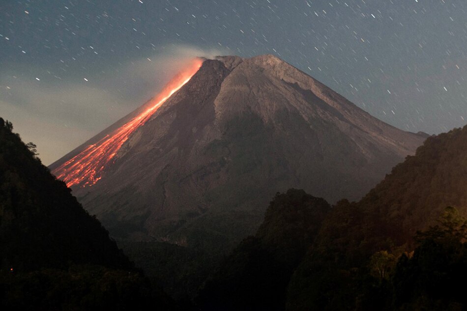 Indonesia Volcano Erupts, Blankets Villages In Ash | ABS-CBN News