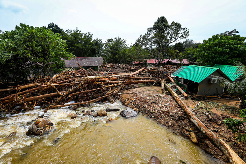 3 dead, 4 missing in Malaysia floods  ABSCBN News