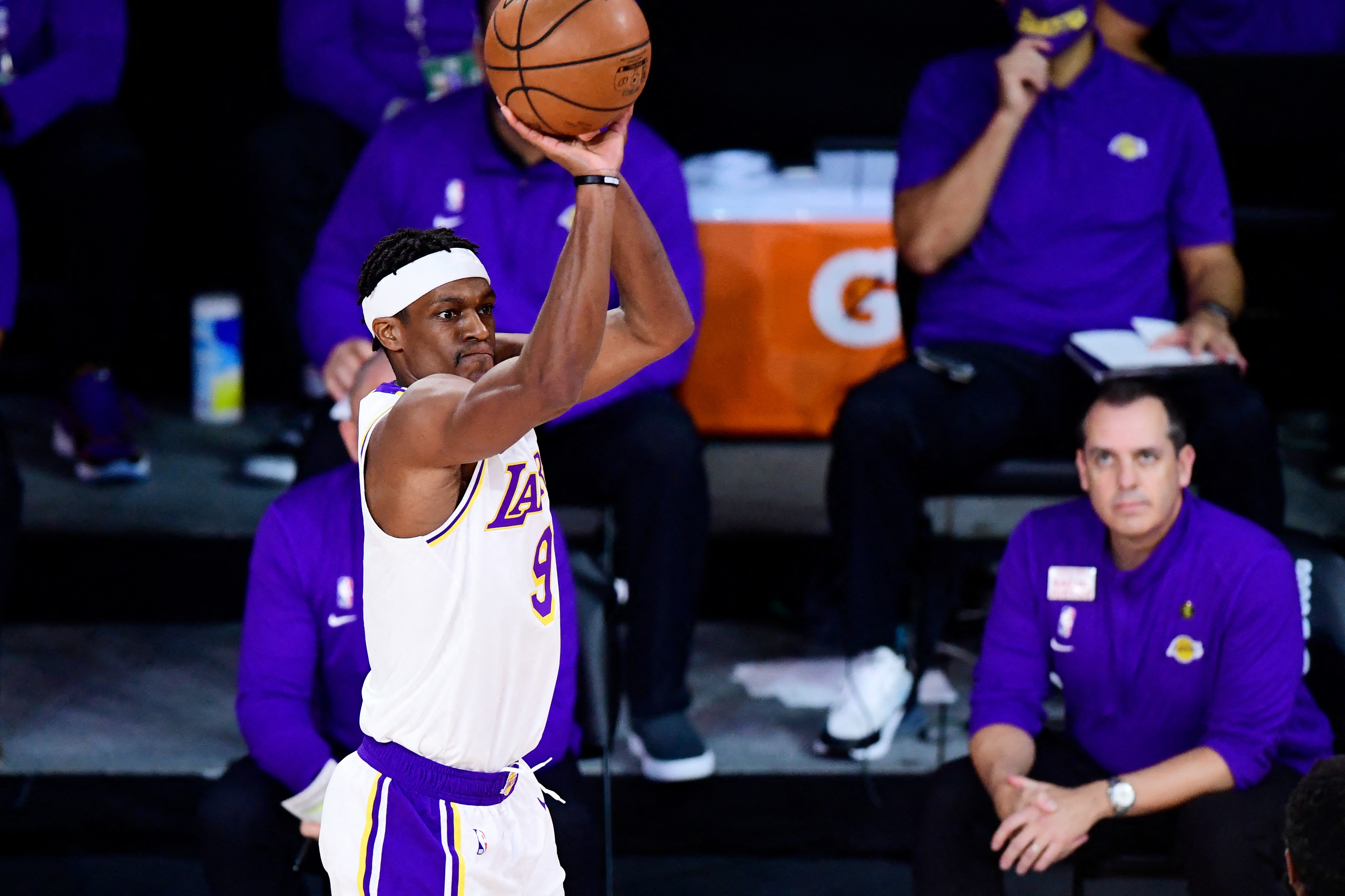 Rajon Rondo is BACK!!!!! #9  Basketball pictures, Sports pictures, Celtics  basketball