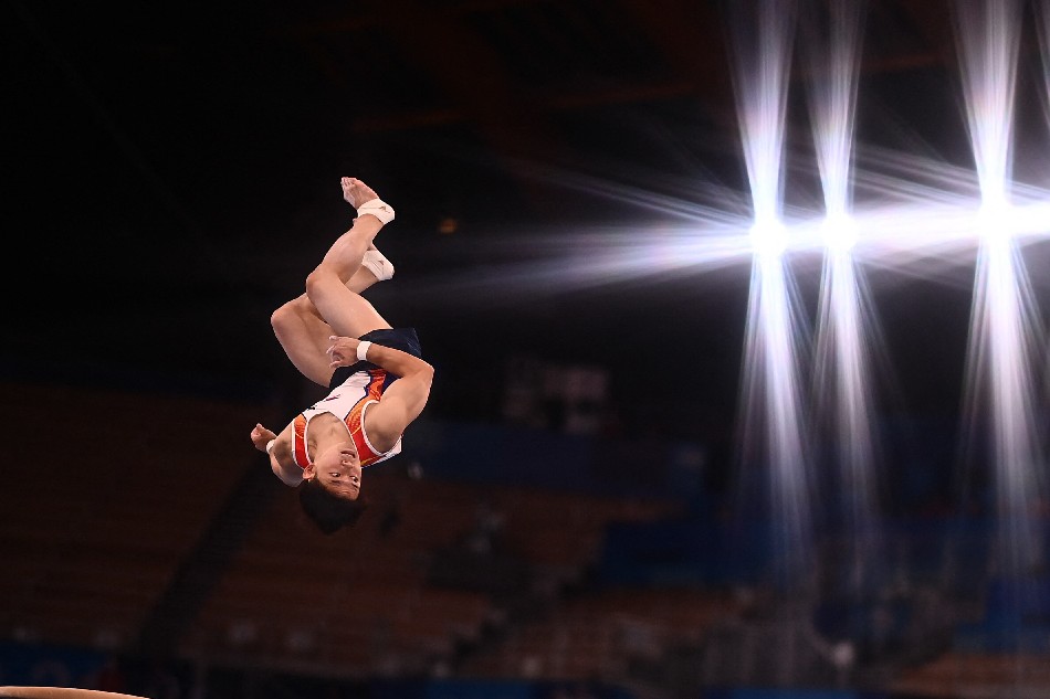 Caloy Yulo continues on his long road back to the Olympics when he defends his floor exercise title at the gymnastics world championships this week. AFP/file