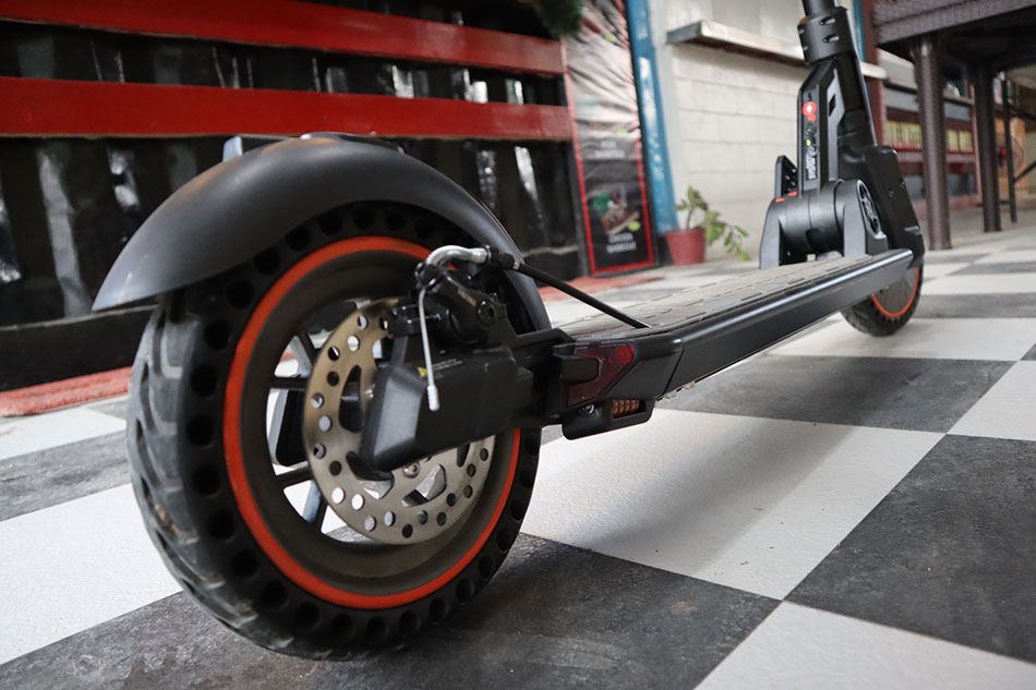 REVIEW: The Lenovo M2 e-kick scooter is a fun personal mobility gadget 4