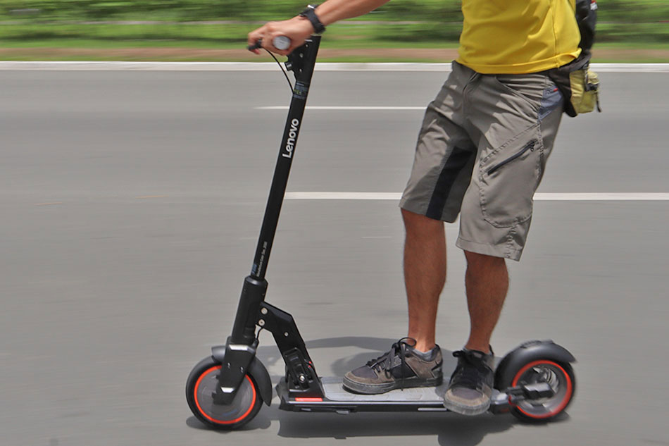 REVIEW: The Lenovo M2 e-kick scooter is a fun personal mobility gadget 1