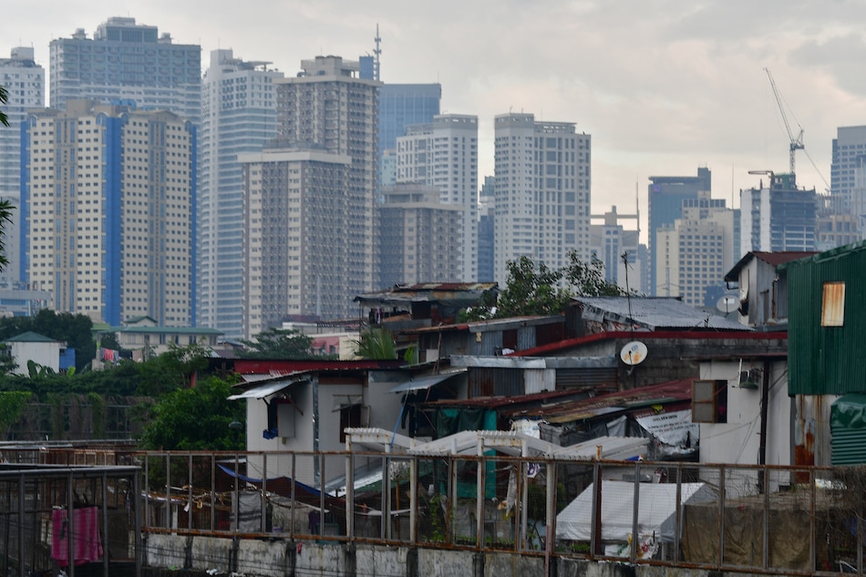 Philippine government&#39;s debt hits P11.071 trillion in May 1