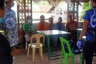 5 mangingisdang nawala noong Bagyong Crising, nasagip sa Davao Oriental