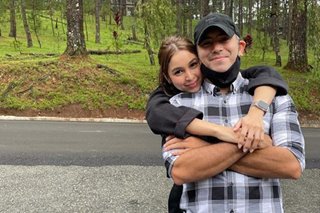 LOOK: Gerald joins Julia Barretto's family vacation