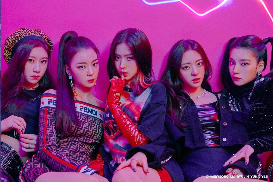 ITZY to drop first full-length album 'Crazy In Love' on Sept. 24