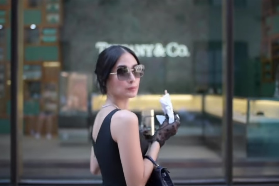 Heart Evangelista re-creates 'Breakfast at Tiffany's' opening scene with  funny twist