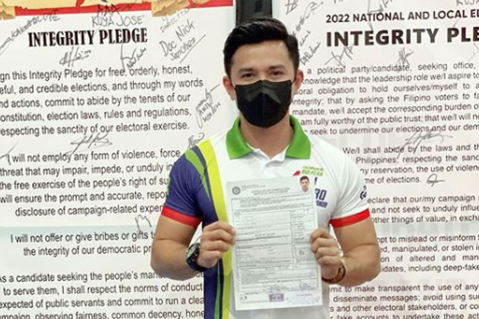 Alex Castro Files COC For Vice Governor In Bulacan Filipino News