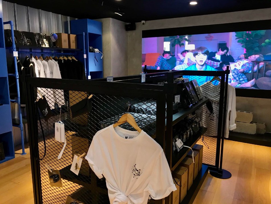 Planning To Visit The Bts Pop Up Store Here S What You Need To Know Abs Cbn News