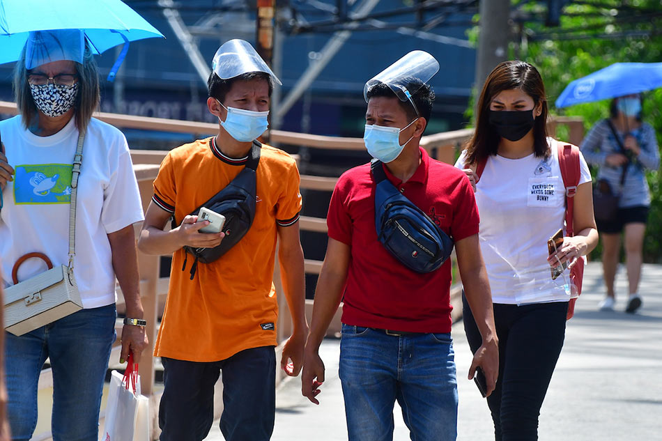 IATF to recommend to Duterte use of face shields in more public areas 1