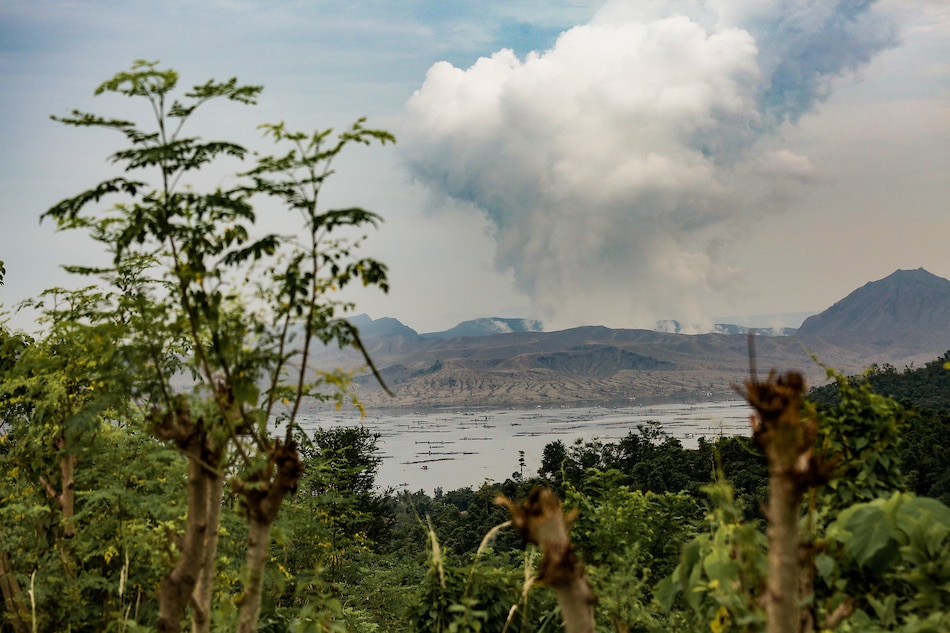 Phivolcs records highest levels of sulfur dioxide at Taal; ‘eruptive activity’ possible 1