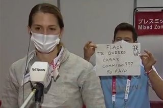 Argentine fencer gets engaged in front of TV cameras after Tokyo Olympics loss