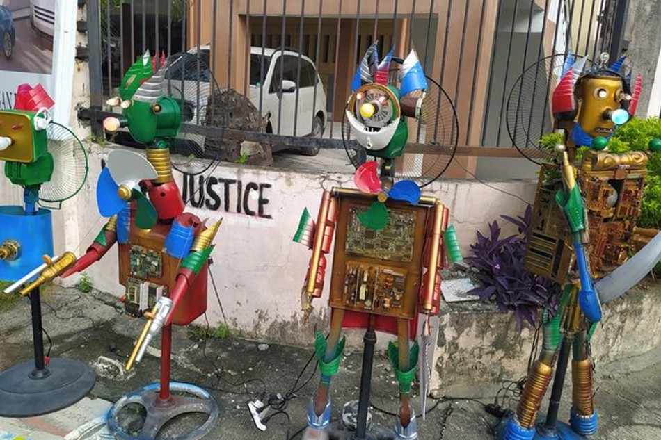 Larawan mula kay Romy Carlos Pascual