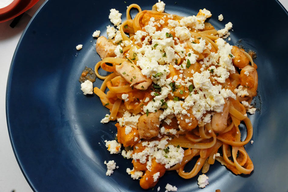 Salmon and feta linquini. Jeeves de Veyra