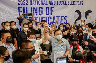 Chaos at Comelec as Bong Go shows up with Duterte et al