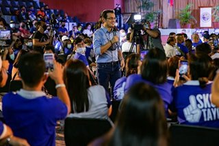 Isko says won't strip media of franchise, ban journalists if elected president