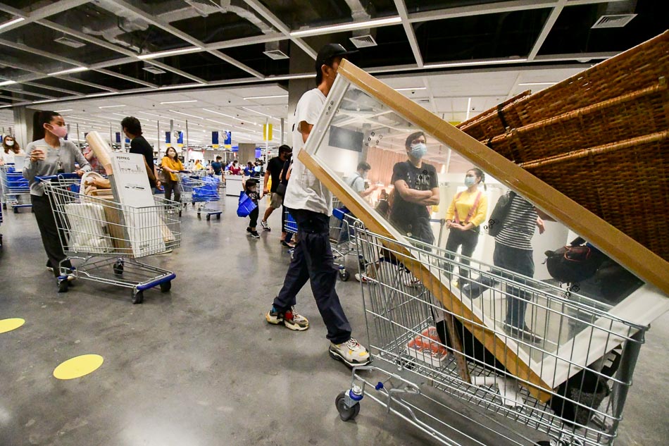 LOOK: IKEA opens world&#39;s largest outlet in Pasay 27