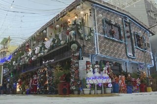 TINGNAN: Agaw-eksenang Christmas house sa Paco, Maynila