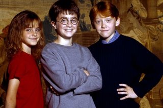 'Harry Potter' cast recalls first kisses, horrible haircuts in reunion special