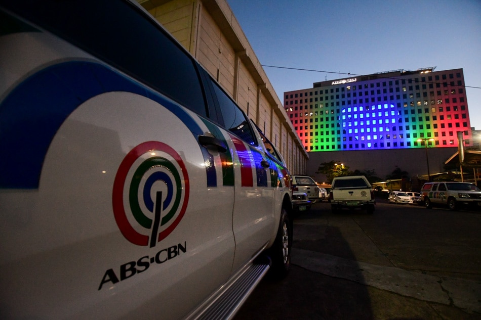 IN PHOTOS: Kapamilyas stand side by side down heartbreaking road 31
