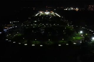 Dambuhalang rosaryo gawa sa solar-powered lights tampok sa Luneta Park
