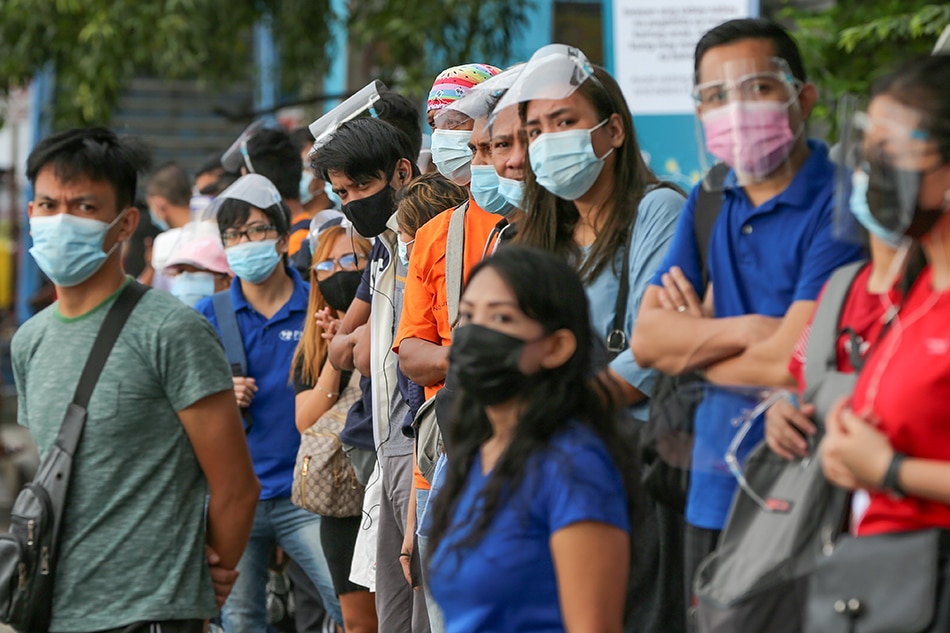 Majority of Pinoys wear face masks to prevent COVID-19 infection: Pulse Asia 1