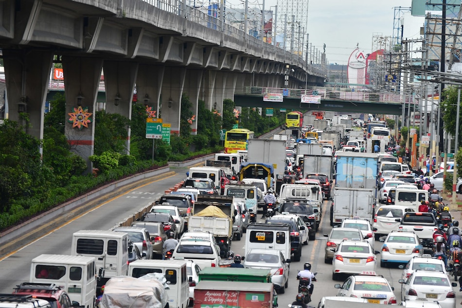 Coming soon: Elevated bus ramps on EDSA? 1
