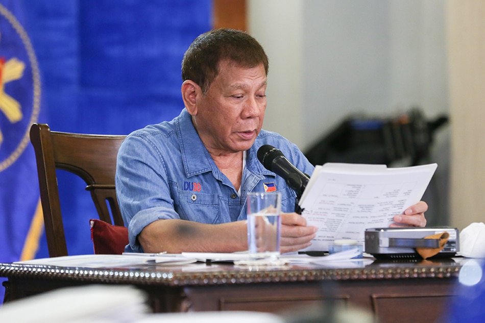 Duterte keeps lower tariffs on some poultry products until 2022 1
