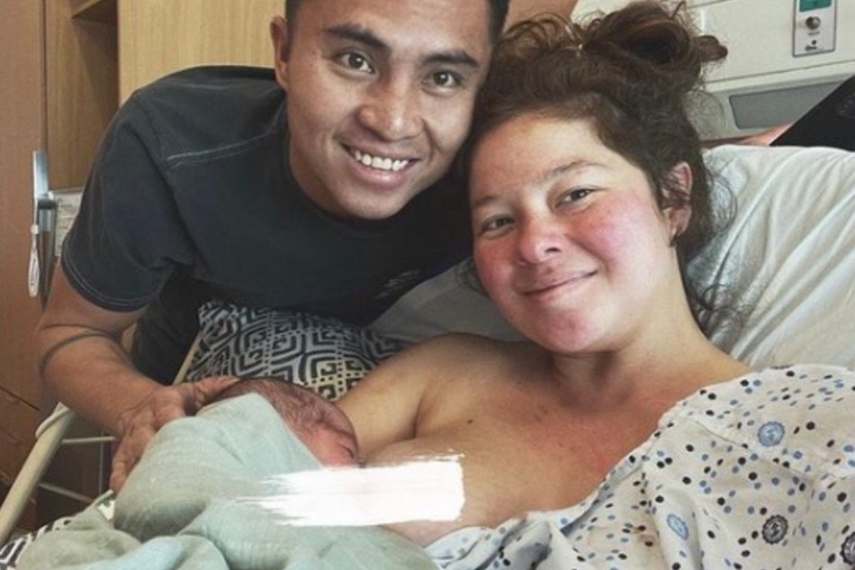 Look Andi Eigenmann Shares First Photo With Son Abs Cbn News 