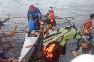 6 na mangingisda nailigtas sa tumaob na bangka sa Northern Samar
