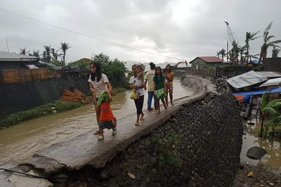 Preemptive evacuation in Virac, Catanduanes