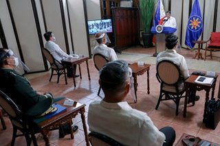 Duterte praises former military generals in government