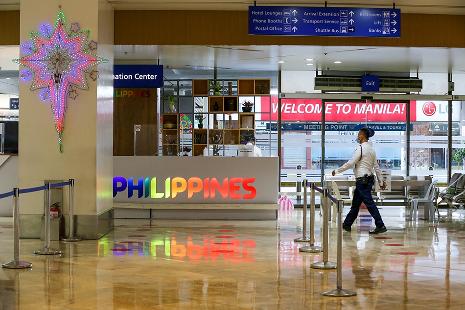 The Ninoy Aquino International Airport Terminal 1 lies mostly empty on December 23, 2020, two days before Christmas. Jonathan Cellona, ABS-CBN News