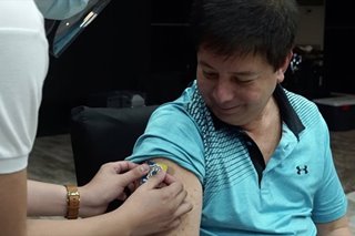 Tacloban mayor gets COVID-19 jab; Palace says DILG to investigate